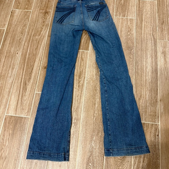 Women’s 7 For All Mankind Jeans - Picture 3 of 5